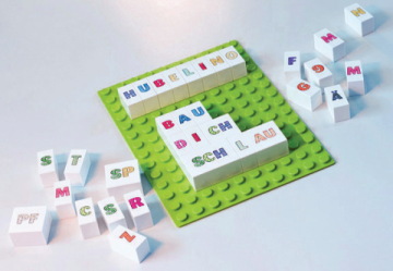 Набор кубиков "Английский алфавит" с набором карточек и методическими материалами